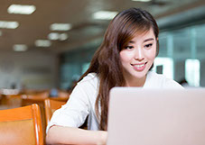 How to use Chinese social media